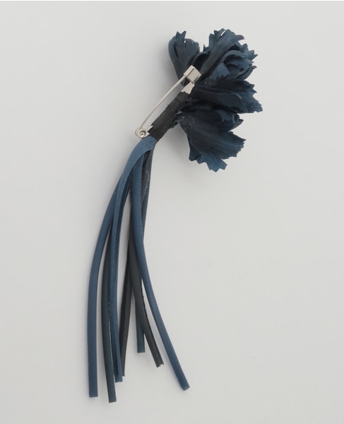 【utilite/ユティリテ】カーネーションのコサージュ 詳細画像 ネイビー 2