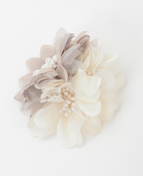 【ハレの日を華やかに彩るコサージュ】 詳細画像 アイボリー 1