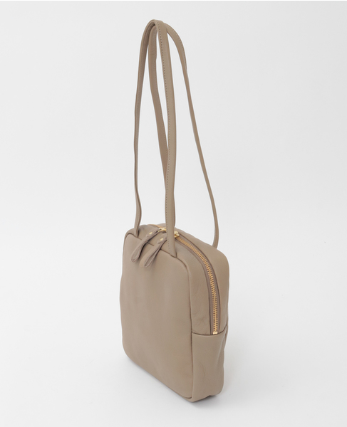 【Ampersand/アンパサンド】レザーBOXバック 詳細画像 ベージュ 2