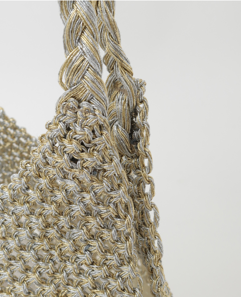 【Swaraj/スワラージ】メタリックマクラメショルダーバック 詳細画像 シャンパン 4