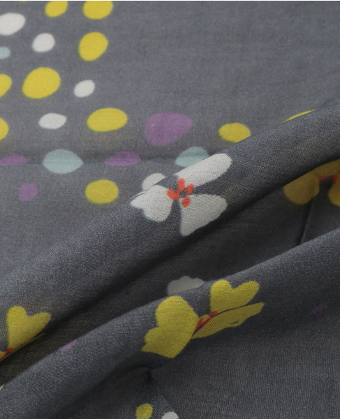 花とランダムドットのパネルスカーフ 詳細画像 ダークグレー 5