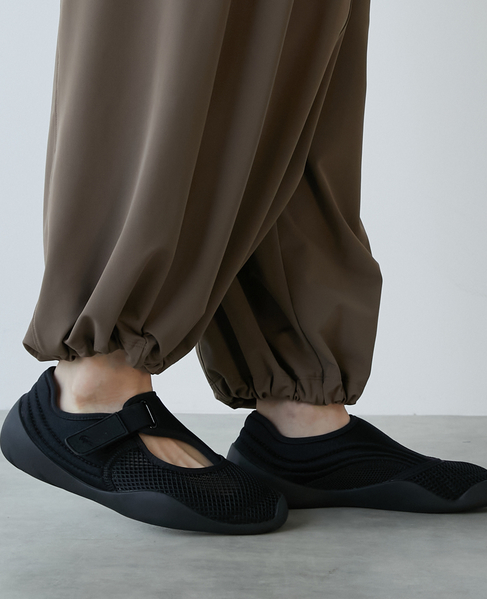 【LACOSTE/ラコステ】メッシュストラップスニーカー 詳細画像 ブラック 7