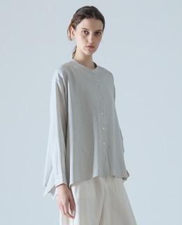 フレアーヘムピンタックブラウス