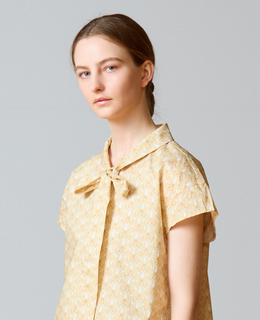 【LOURMARIN】リバティプリントボウタイブラウス