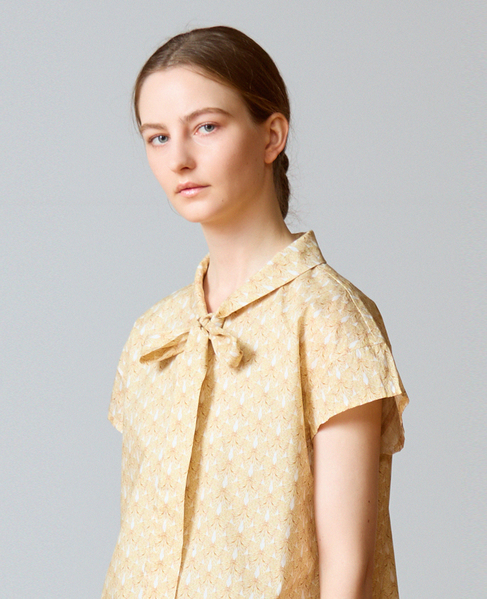 【LOURMARIN】リバティプリントボウタイブラウス 詳細画像 ベージュ 1