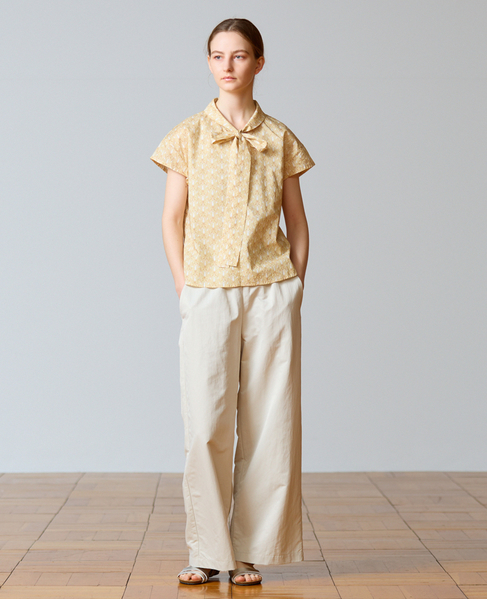 【LOURMARIN】リバティプリントボウタイブラウス 詳細画像 ベージュ 2