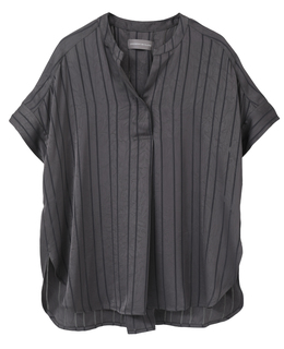 スキッパータックシャツ