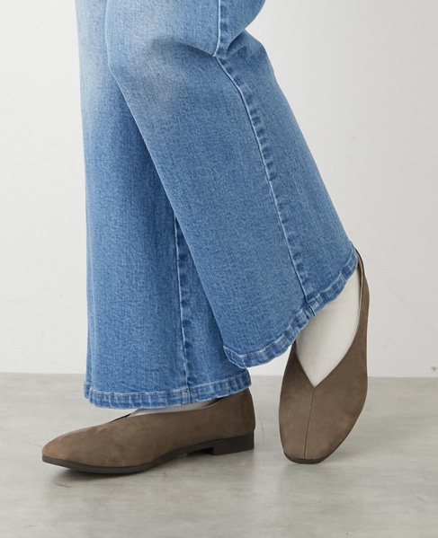 《追加》Vカットフラットシューズ 詳細画像 グレイッシュベージュ 1