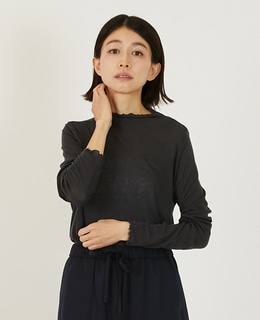 ボトルネックプルオーバー