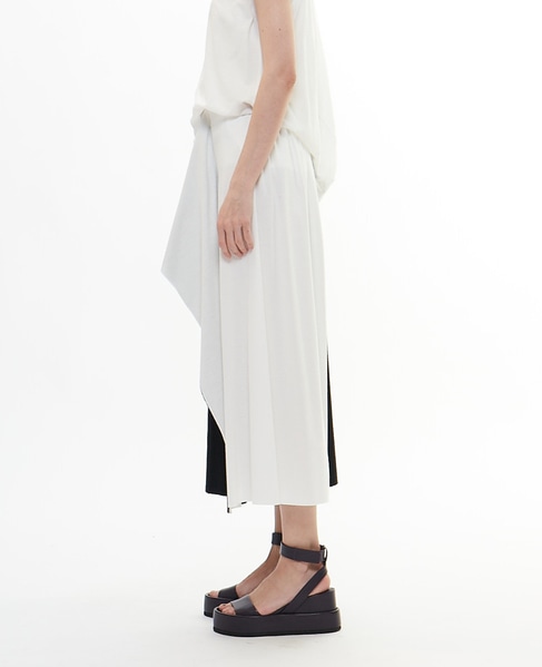 60スムースバイカラースカート 詳細画像 クロ×シロ 8