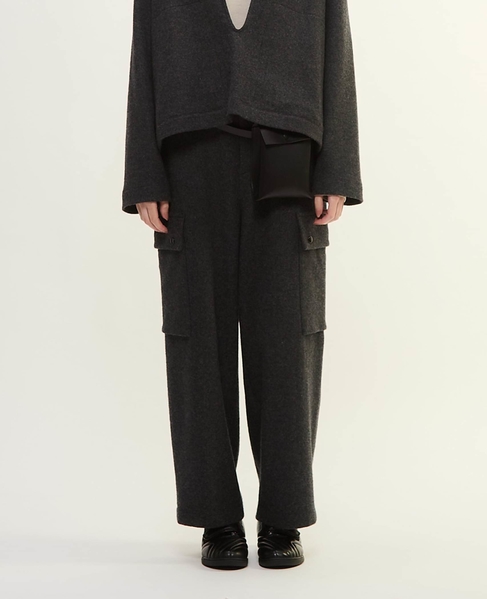 マットフィニッシュウールジャージカーゴパンツ 詳細画像 チャコールグレー 2