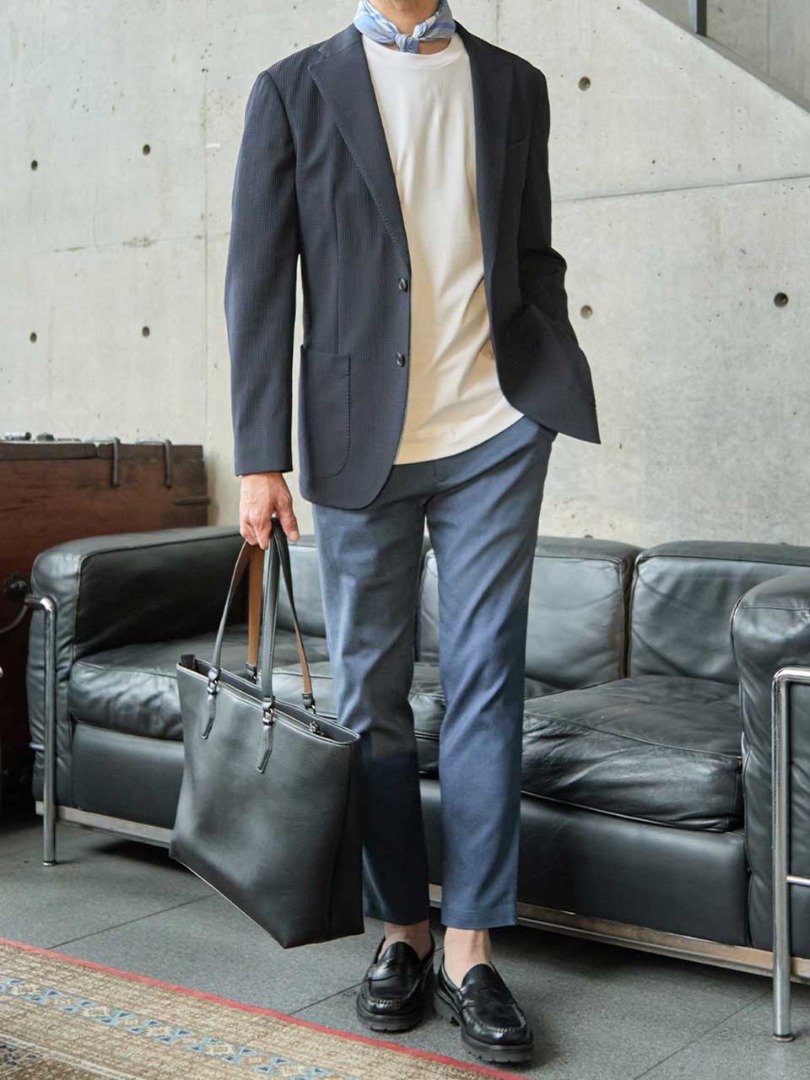 WEB限定ハイストレッチアンクルテーパードパンツ